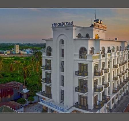 Khach San Yen Chau Hotel Chau Doc Buitenkant foto