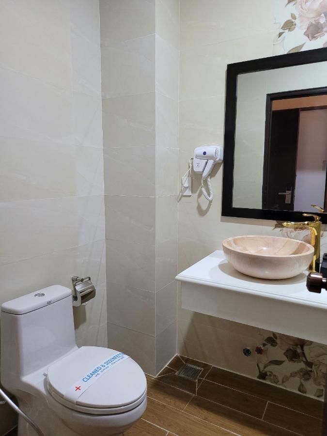 Khach San Yen Chau Hotel Chau Doc Buitenkant foto