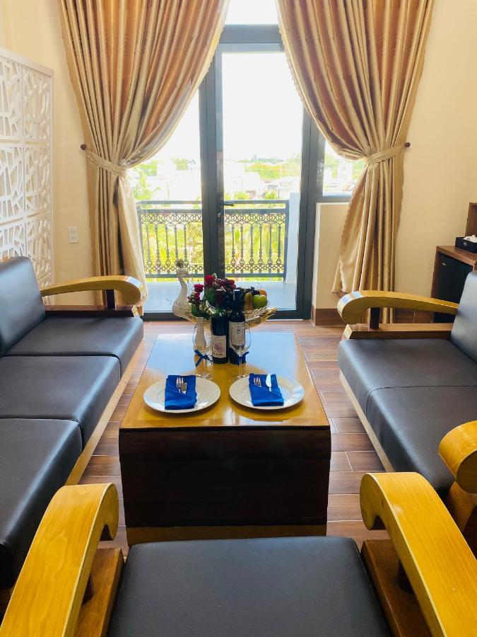 Khach San Yen Chau Hotel Chau Doc Buitenkant foto