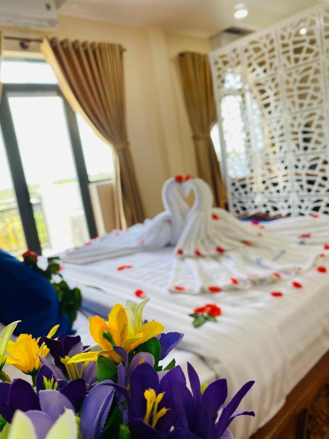 Khach San Yen Chau Hotel Chau Doc Buitenkant foto