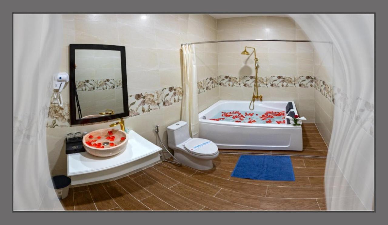 Khach San Yen Chau Hotel Chau Doc Buitenkant foto